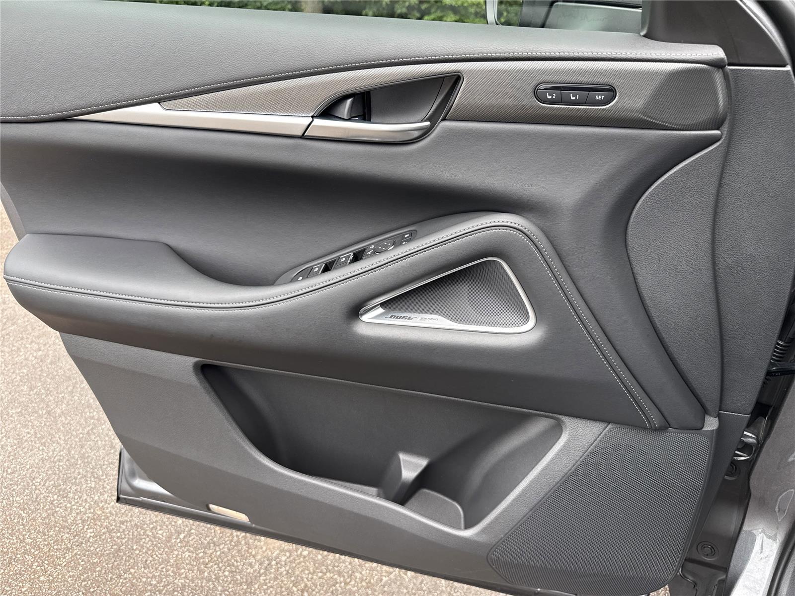 2025 Infiniti QX60 Luxe photo 16