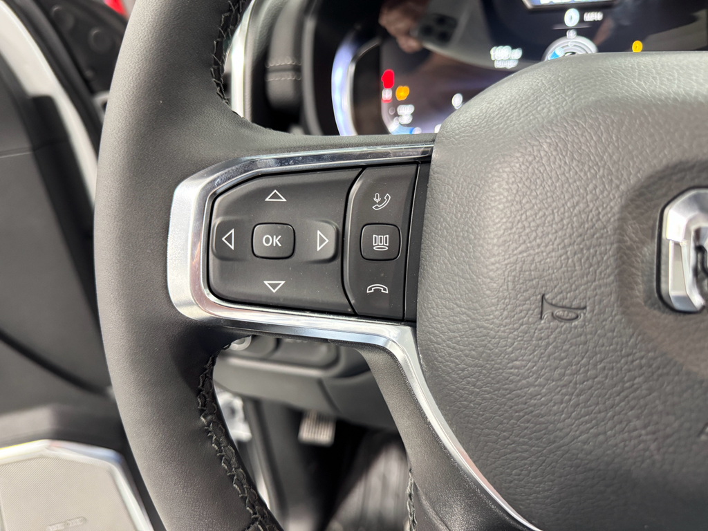 2025 Ram 4500 photo 28