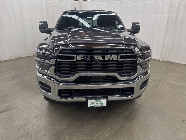 2025 Ram 2500 Tradesman photo 2