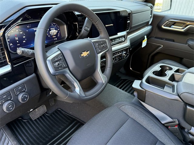 2026 Chevrolet Silverado 1500 LT photo 14