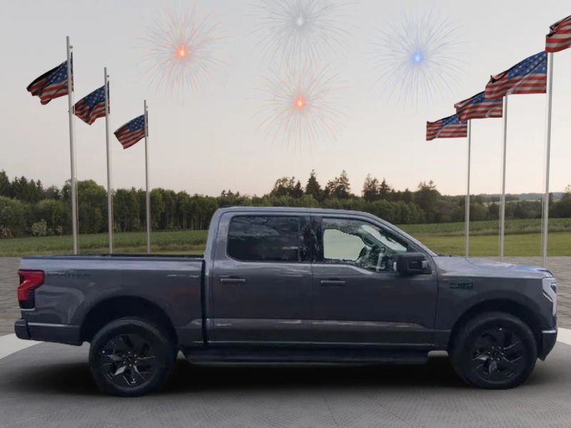 2024 Ford F-150 Lightning photo 8