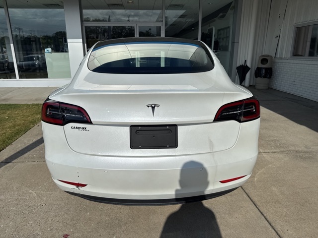 2022 Tesla Model 3 photo 3