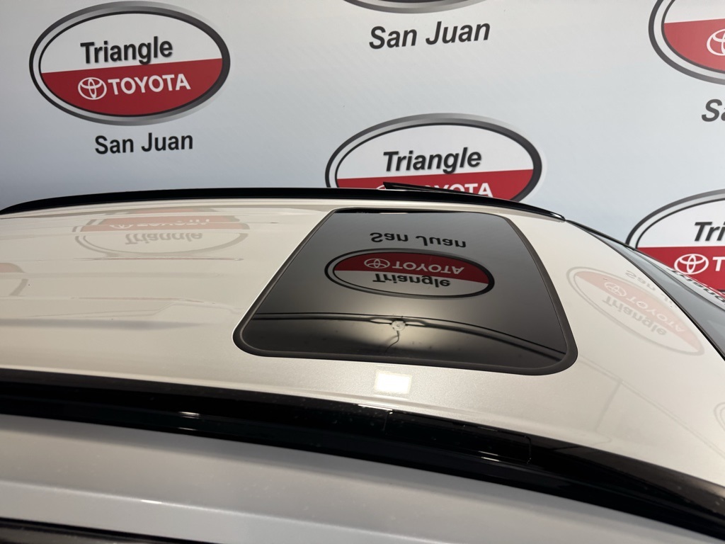 2025 Toyota RAV4 XLE Premium photo 8