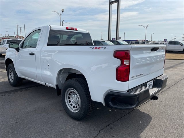 2025 Chevrolet Silverado 1500 photo 3