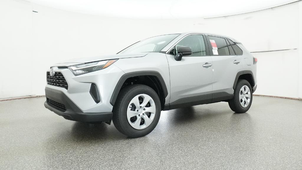 2025 Toyota RAV4 LE photo 6