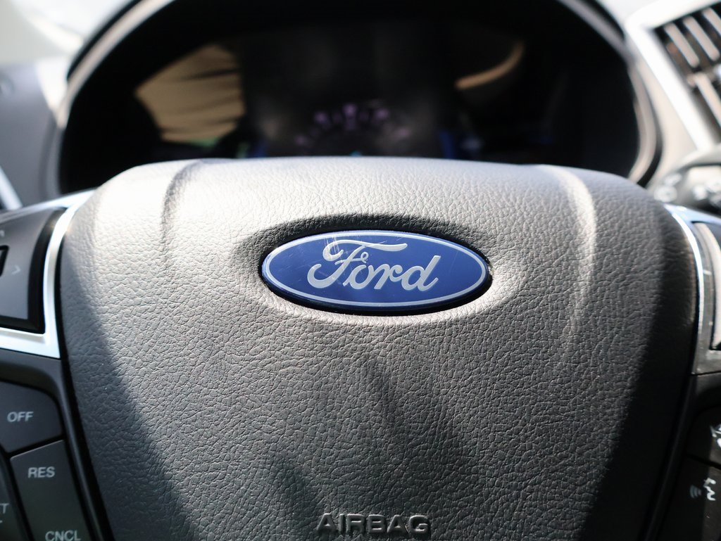 2024 Ford Edge SEL photo 24