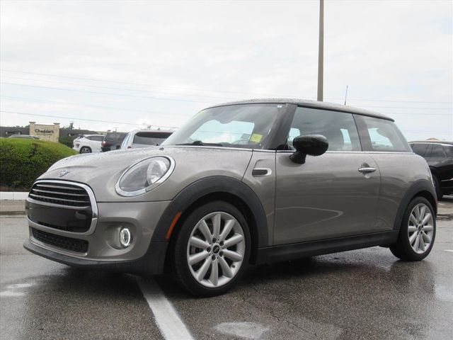 2020 Mini Cooper 2 Door Hardtop Oxford Edition photo 3