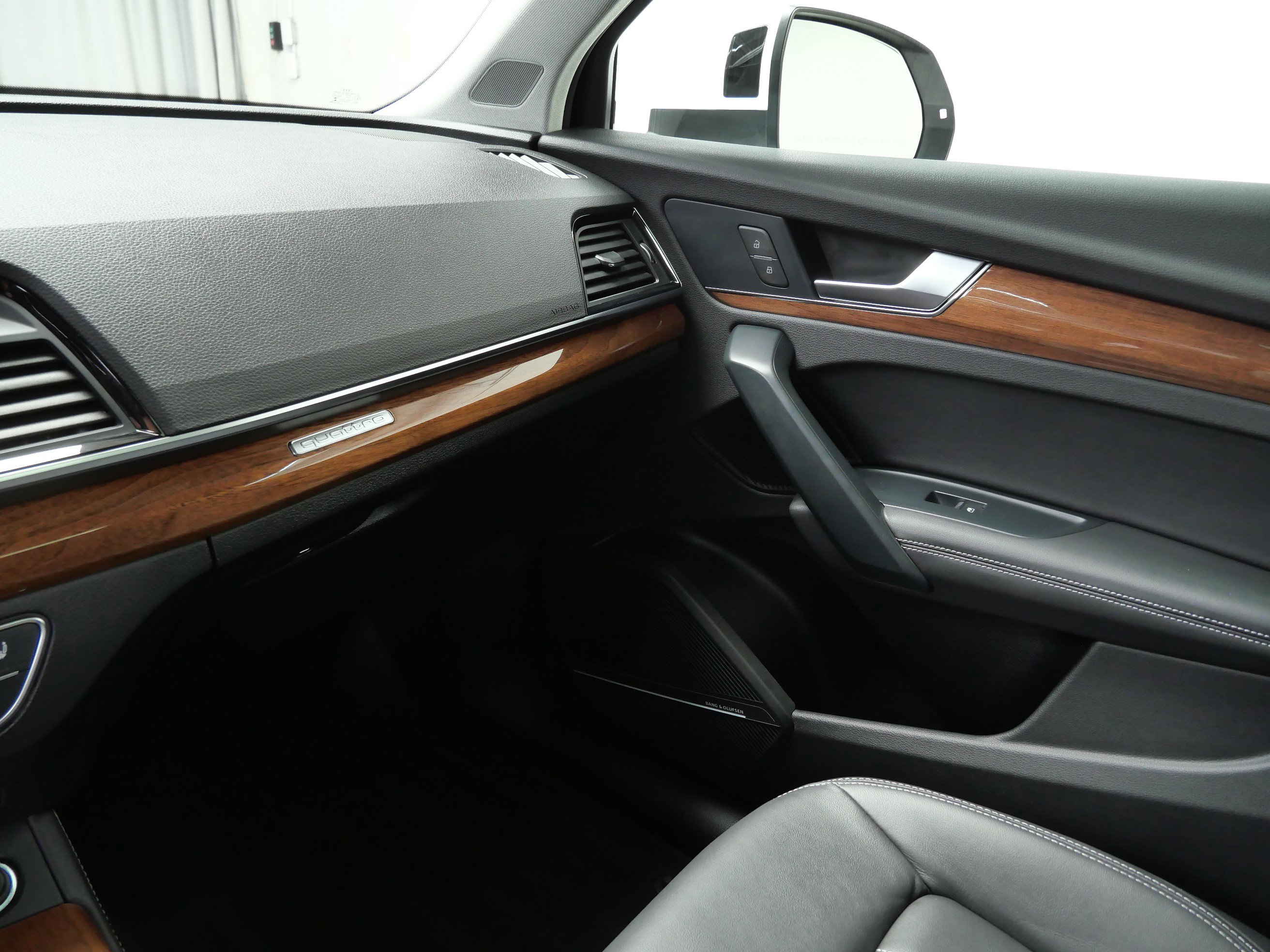 2023 Audi Q5 S line Premium Plus photo 18