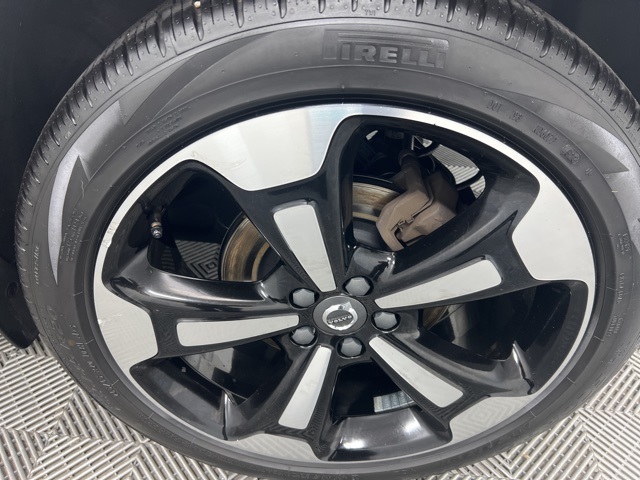 2019 Volvo XC40 T5 Inscription photo 9