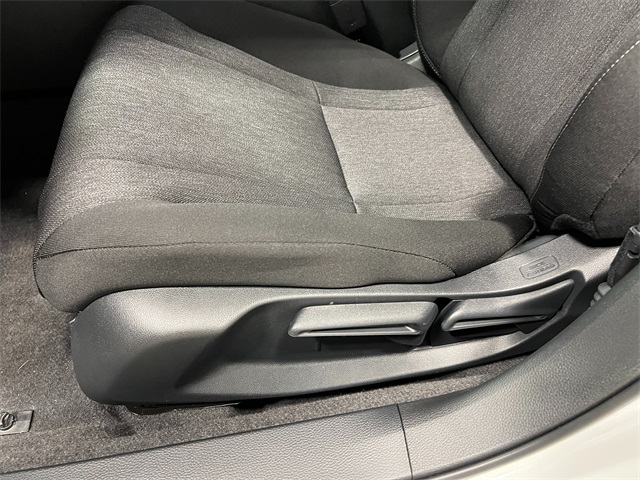 2025 Honda Accord LX photo 12