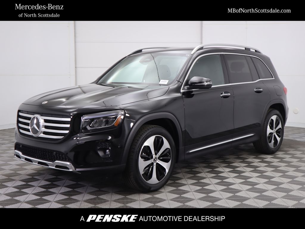 2025 Mercedes-Benz GLB Base's photo