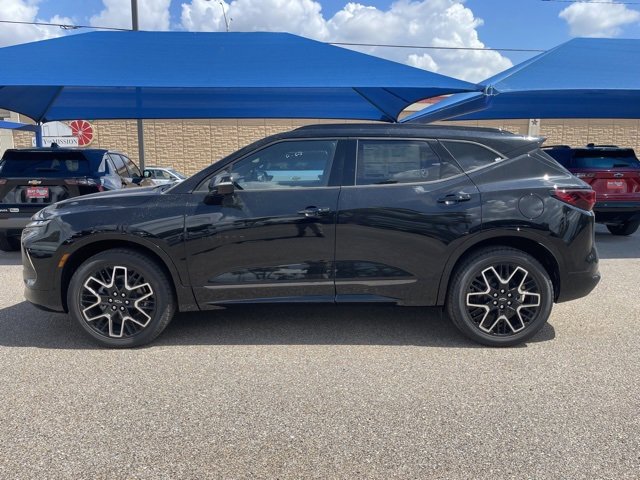2025 Chevrolet Blazer RS photo 4