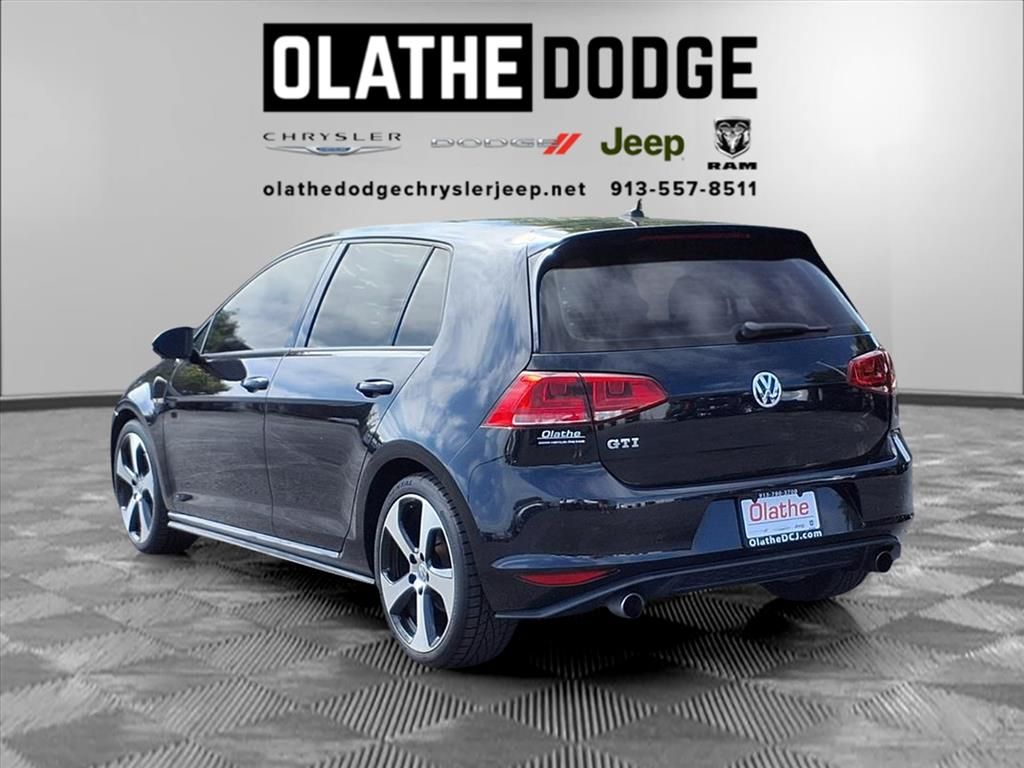 2017 Volkswagen Golf GTI S photo 3