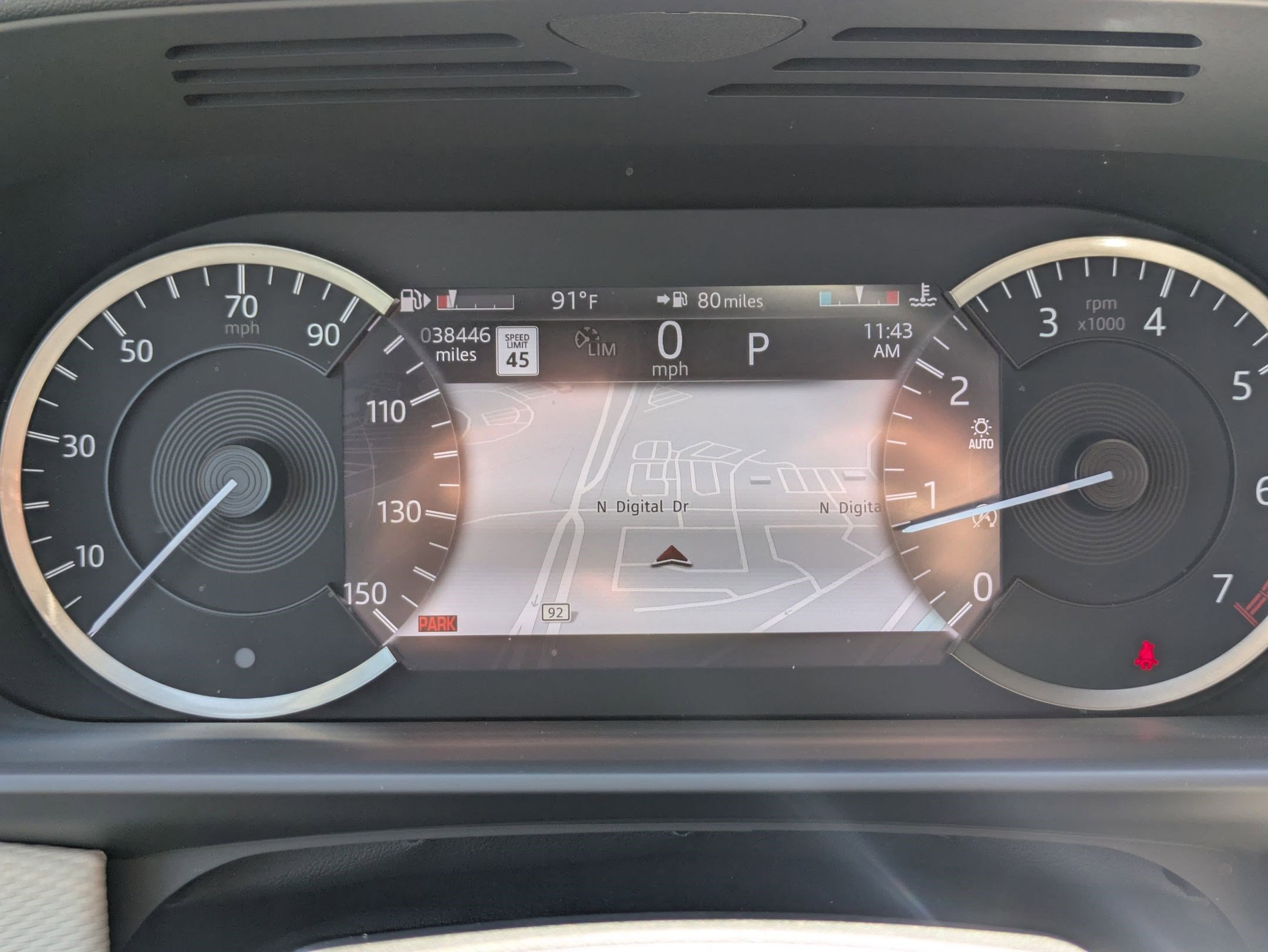 2023 Land Rover Discovery P300 S S R-Dynamic photo 14