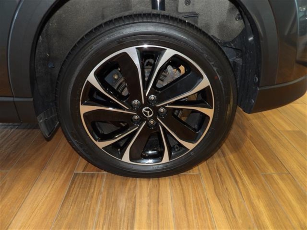 2022 Mazda CX-5 2.5 Premium Plus photo 9