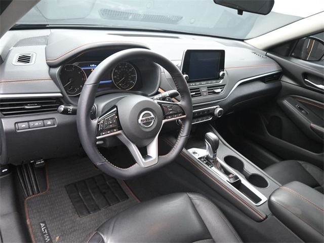 2021 Nissan Altima 2.5 SR photo 17