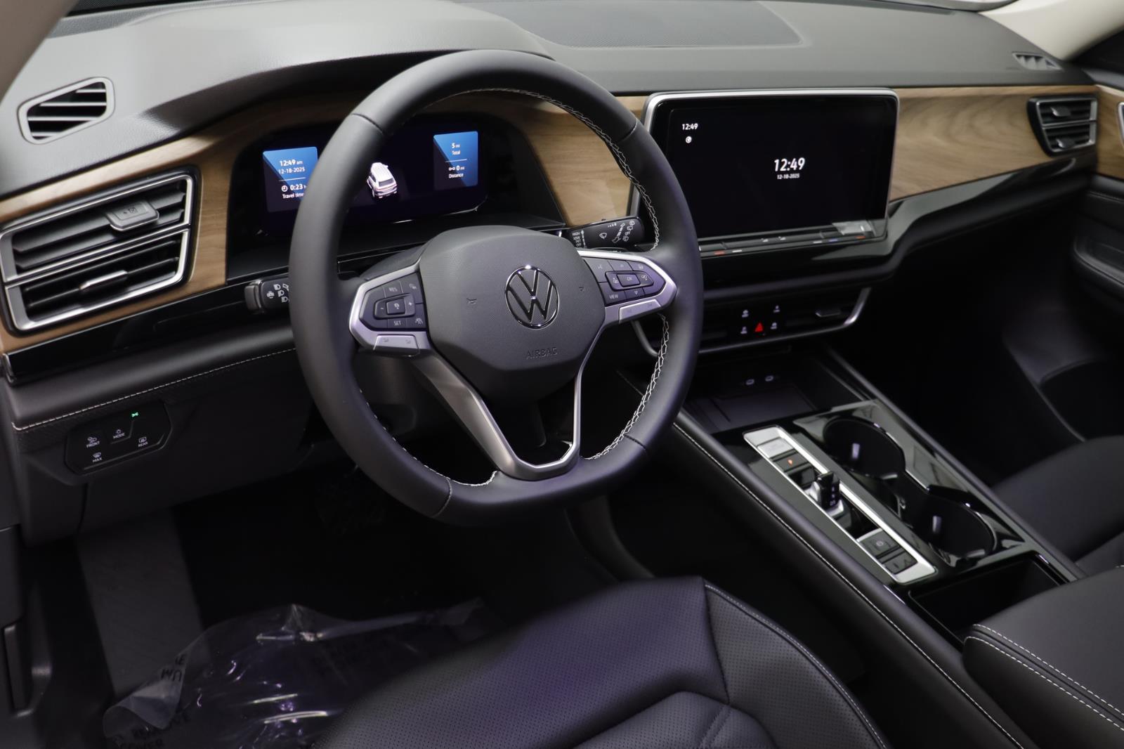 Image of Pre-Owned 2026 Volkswagen Atlas 2.0T SE w/Technology AWD