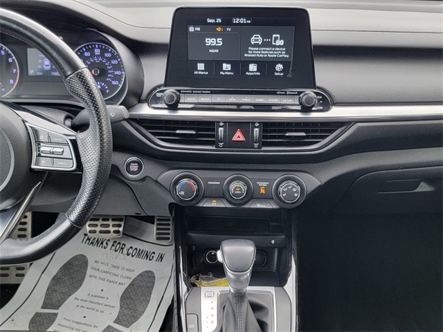 2020 Kia Forte GT-Line photo 20