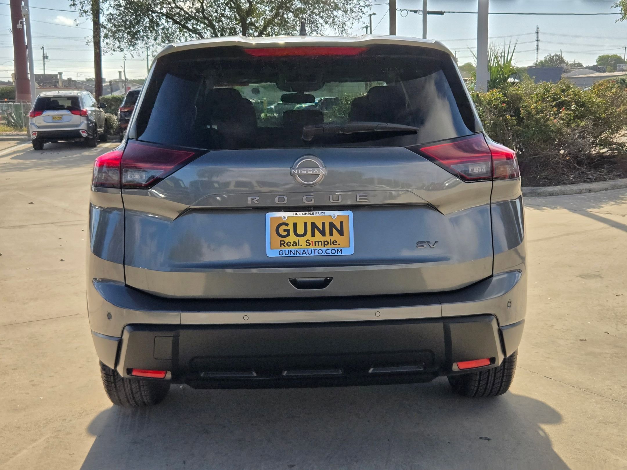 2024 Nissan Rogue SV photo 2