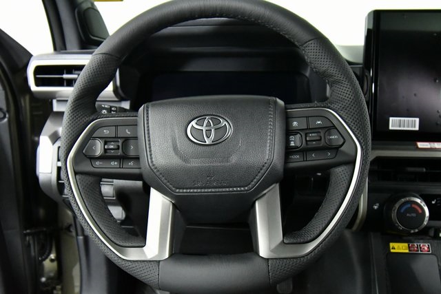 2025 Toyota Tacoma TRD Off-Road Double Cab photo 2