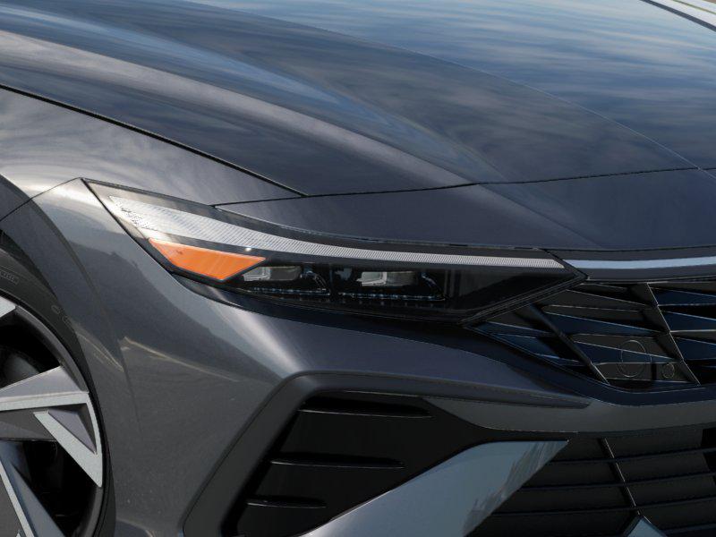 2025 Hyundai Elantra Hybrid Limited photo 8