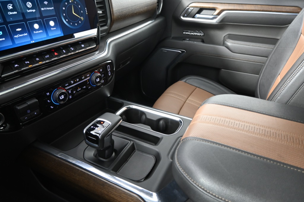 2023 Chevrolet Silverado 1500 High Country photo 31