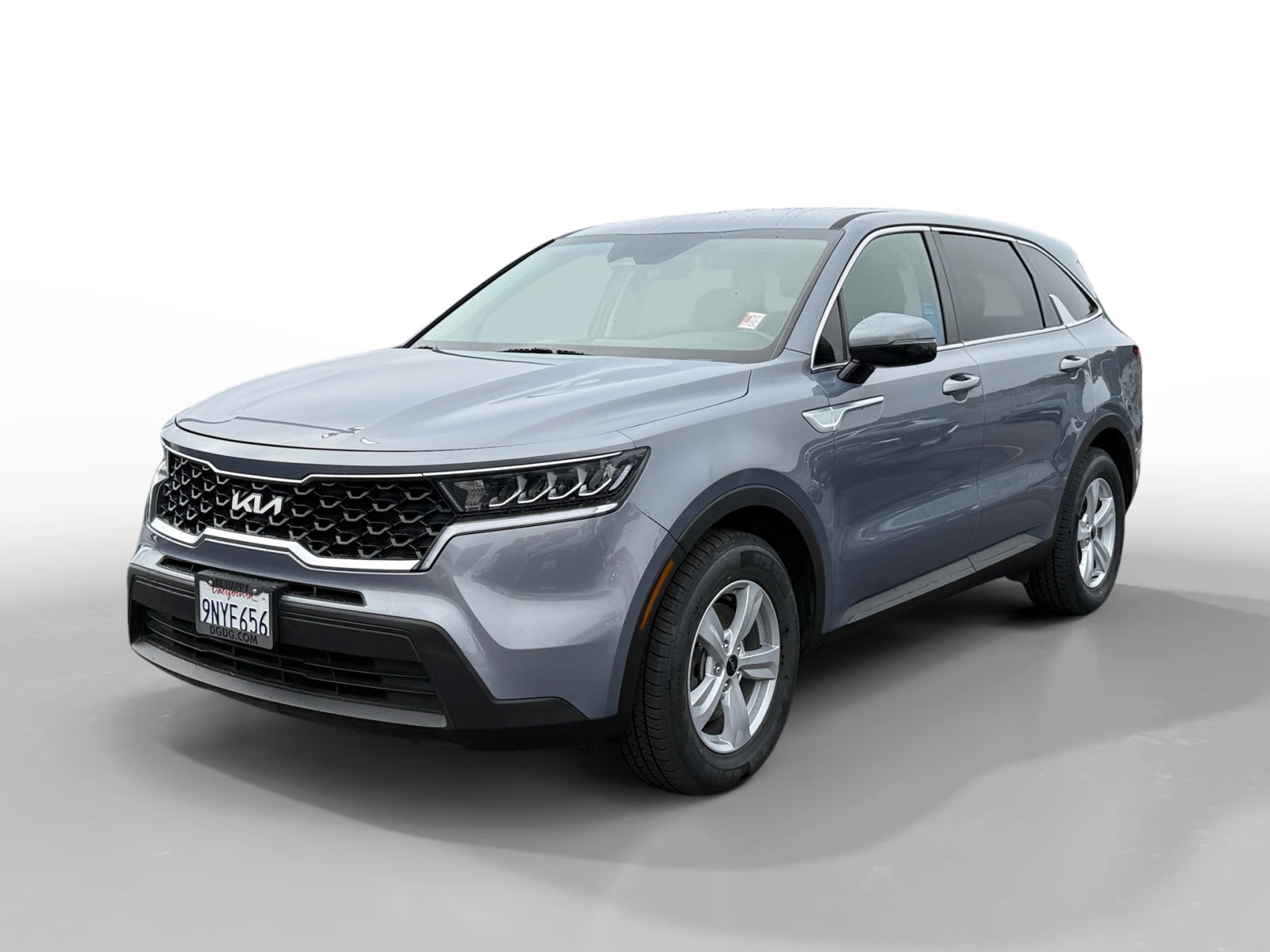2022 Kia Sorento LX's photo