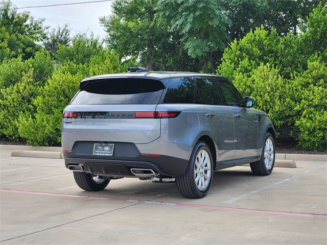 2025 Land Rover Range Rover Sport SE photo 3