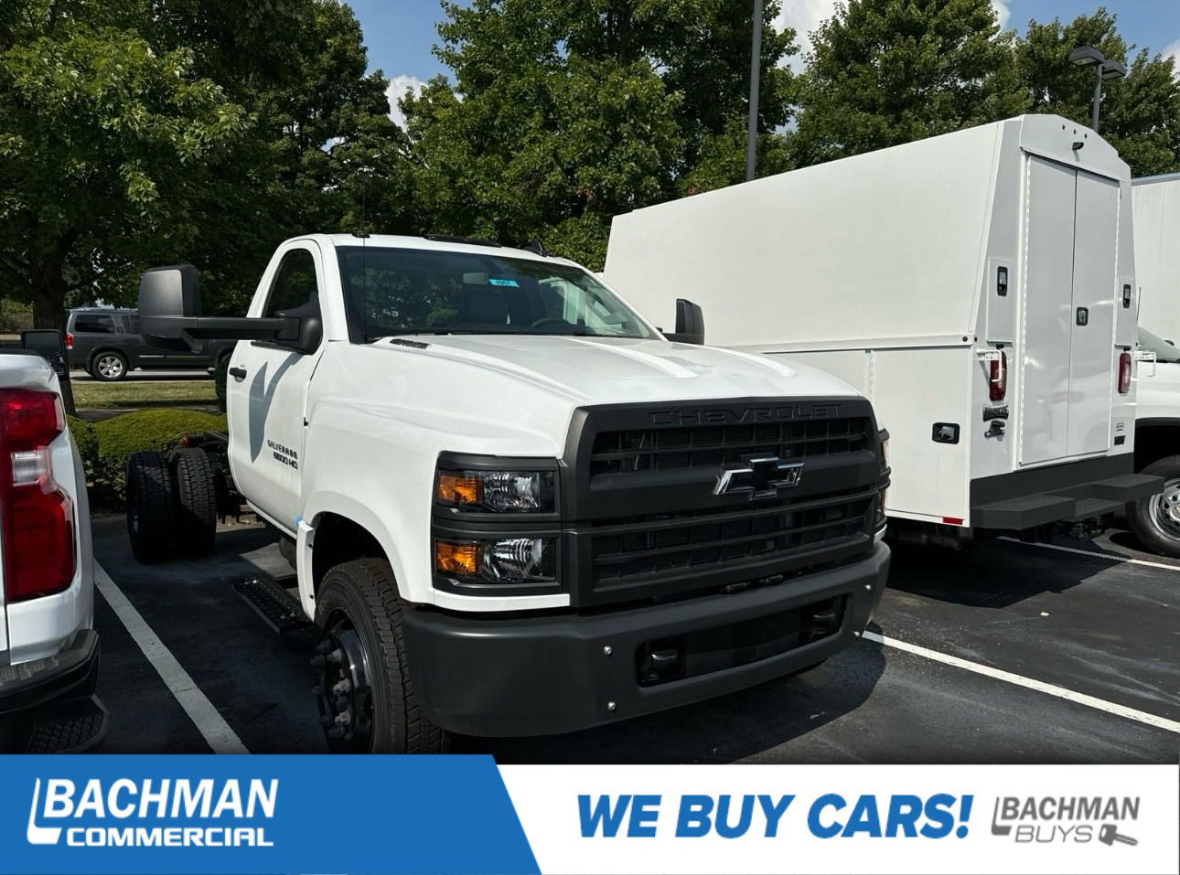 2023 Chevrolet Silverado 4500 Medium Duty Chassis Cab Work Truck's photo