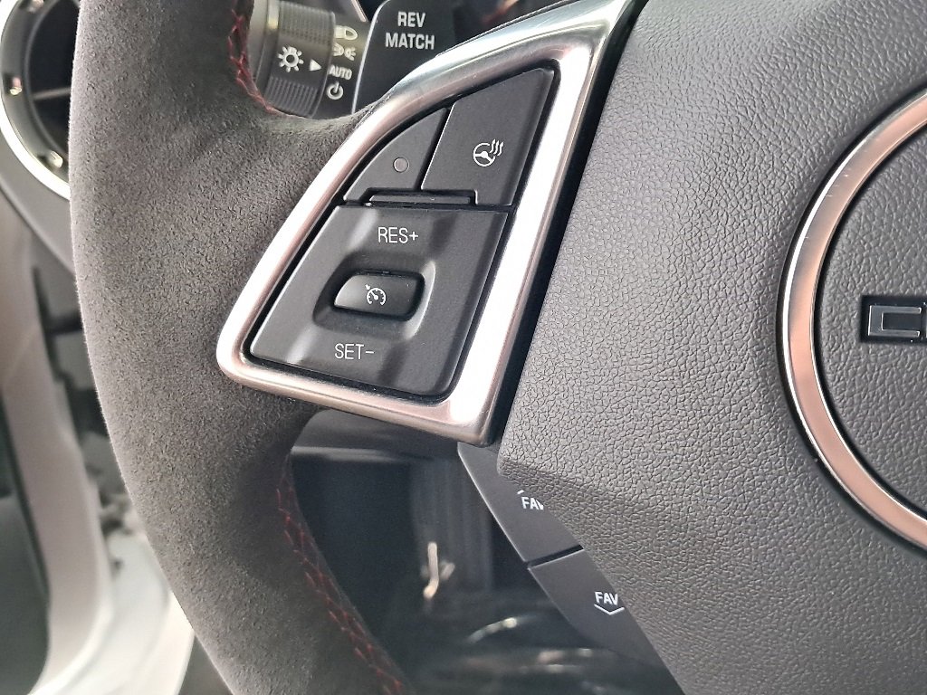2017 Chevrolet Camaro ZL1 photo 17