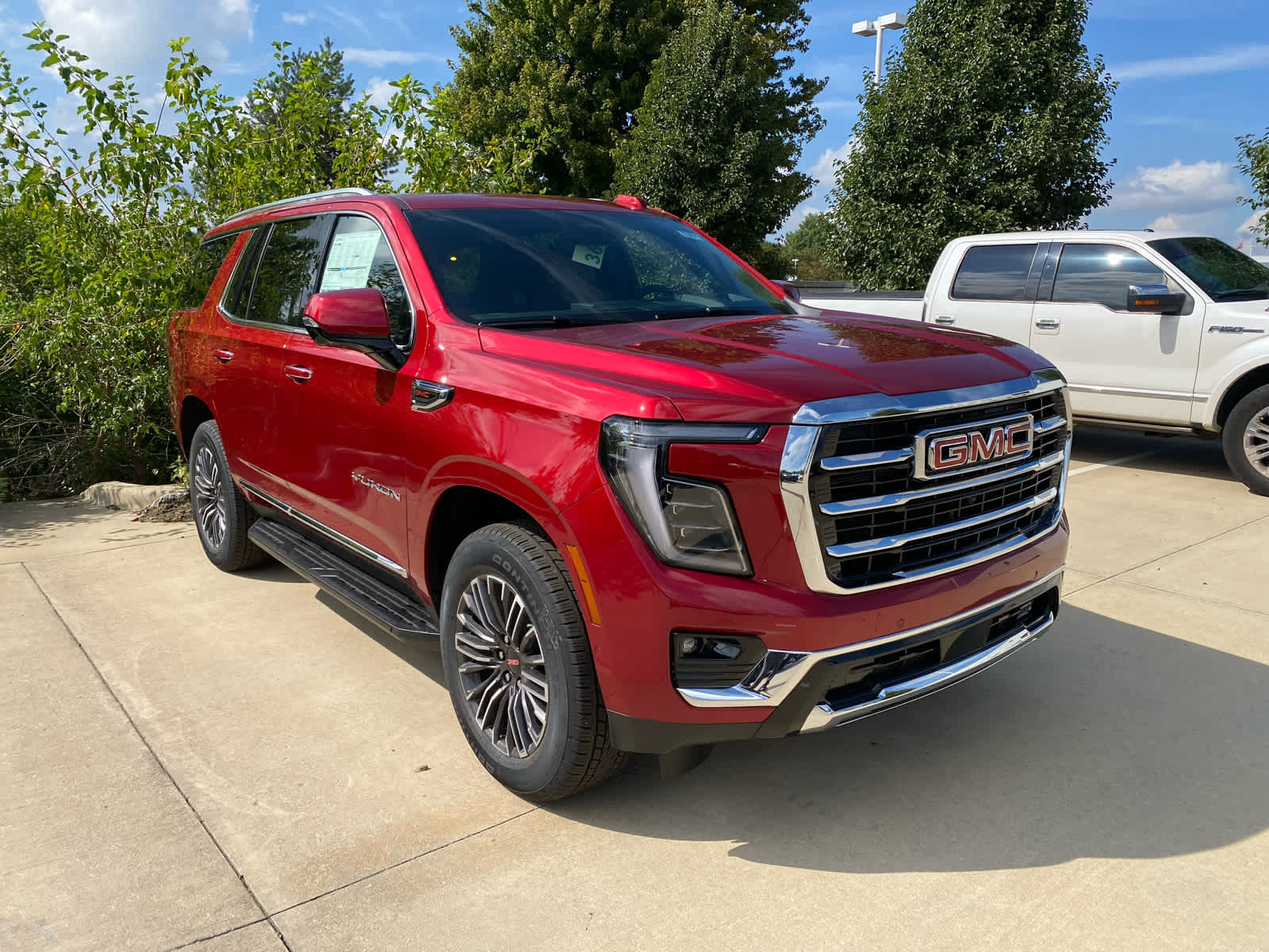 2026 Gmc Yukon photo 2