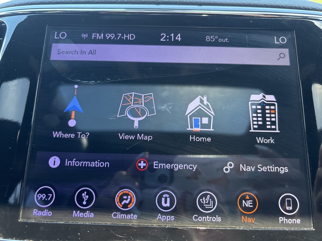 2019 Jeep Grand Cherokee Altitude photo 31