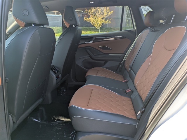 2025 Volkswagen Tiguan SEL R-Line Black photo 12