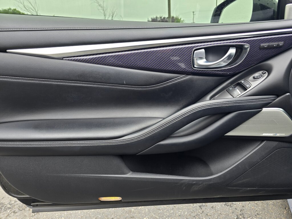 2019 Infiniti Q60 Red Sport 400 photo 17