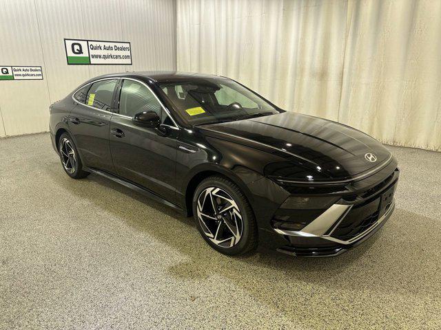 2026 Hyundai Sonata SEL's photo