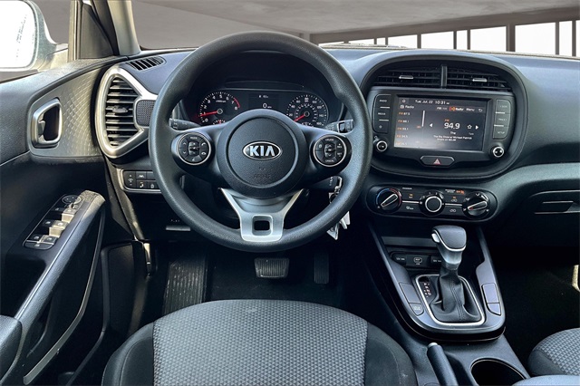2022 Kia Soul LX photo 6