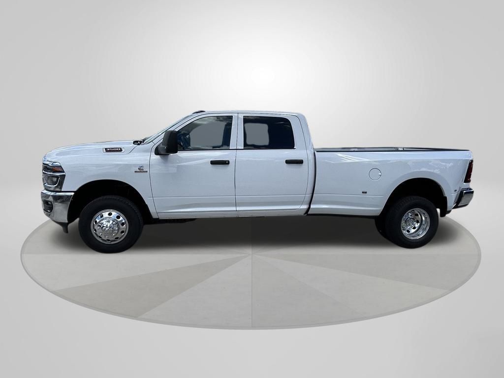 2026 Ram 3500 Tradesman photo 3