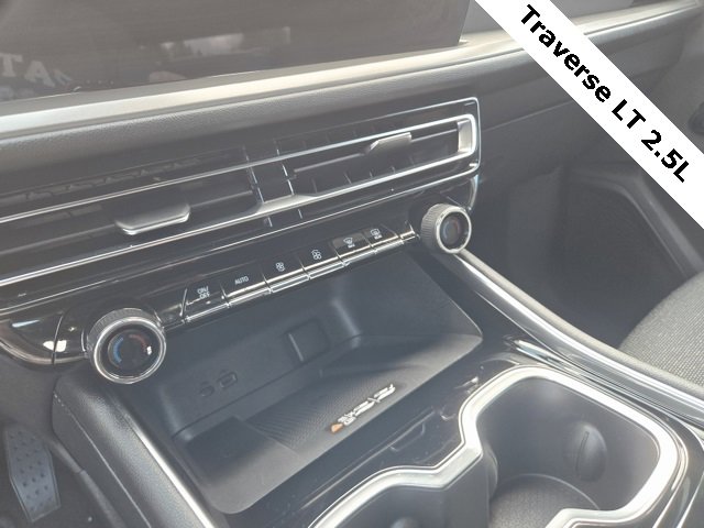 2025 Chevrolet Traverse photo 26