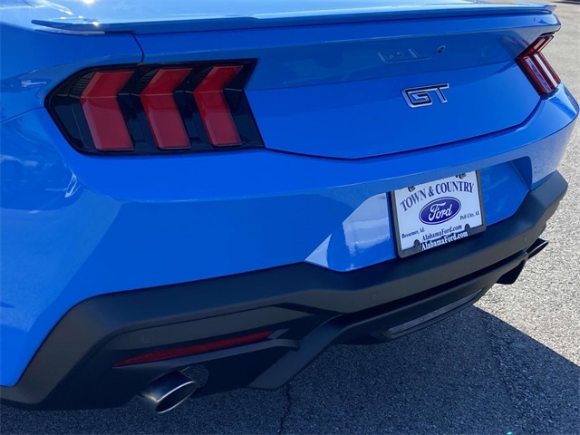 2025 Ford Mustang GT photo 4