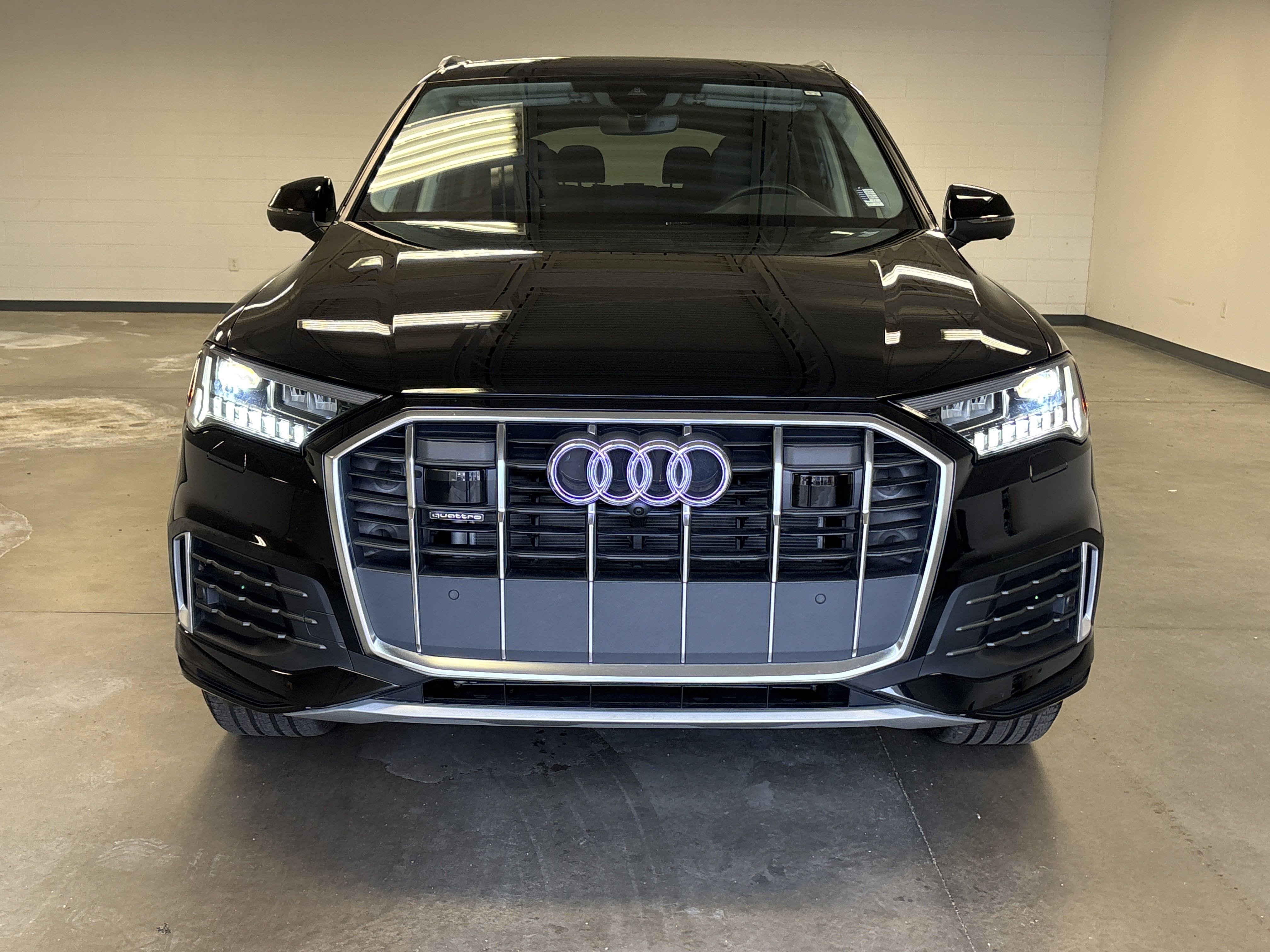 2023 Audi Q7 Premium Plus photo 4