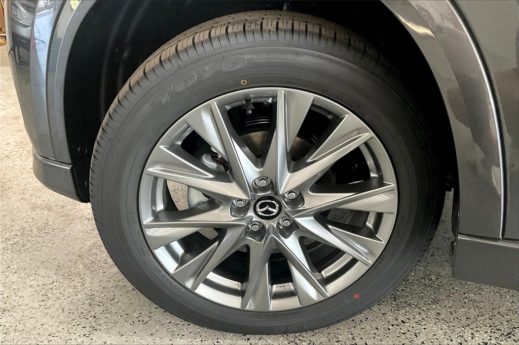 2025 MAZDA CX-5 - Image 11
