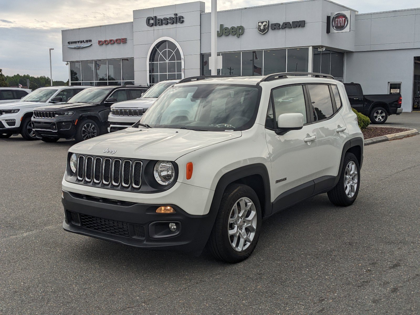 2018 Jeep Renegade Latitude's photo