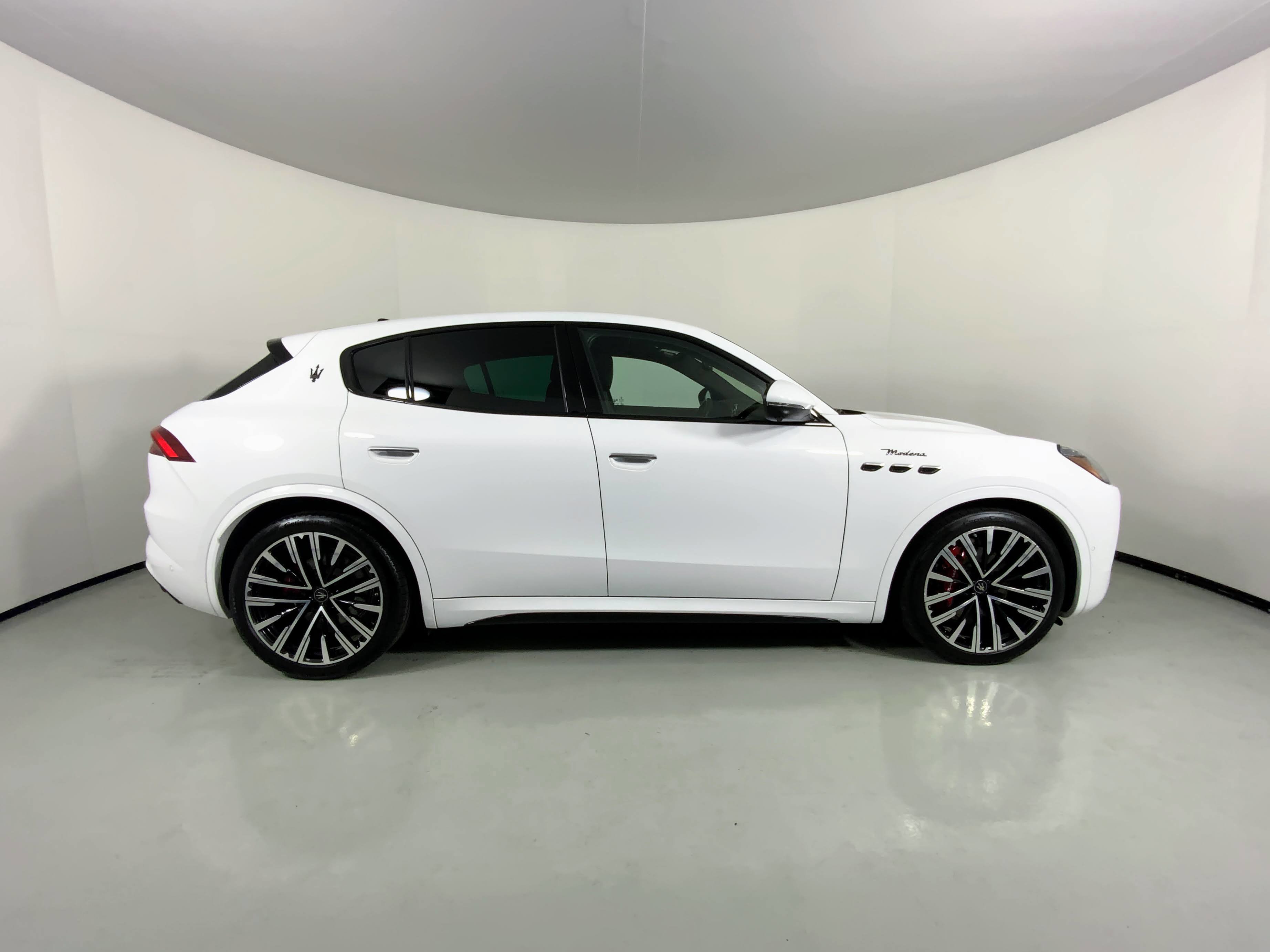 2023 Maserati Grecale Modena photo 3