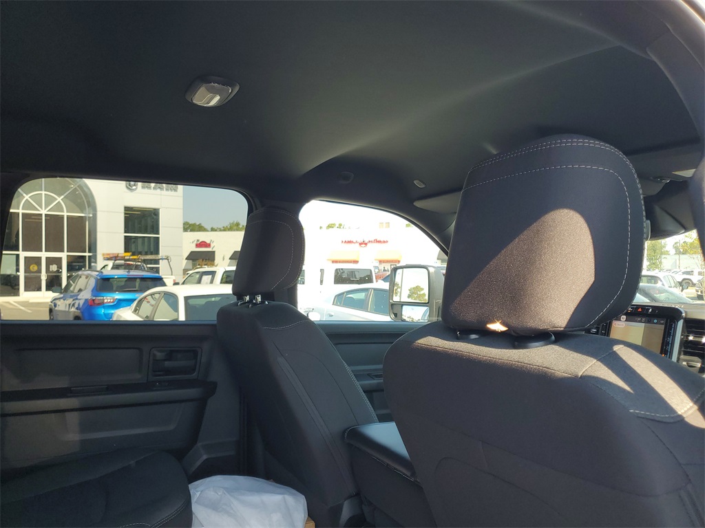 2026 Ram 2500 Tradesman photo 27