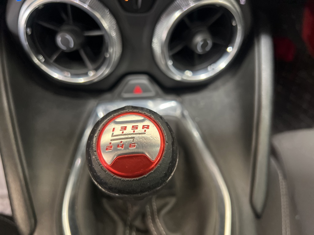 2020 CHEVROLET CAMARO - Image 10