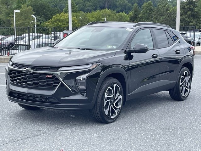 2025 Chevrolet Trax photo 3