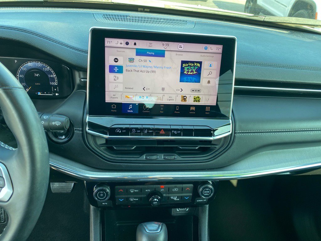 2022 Jeep Compass High Altitude photo 10
