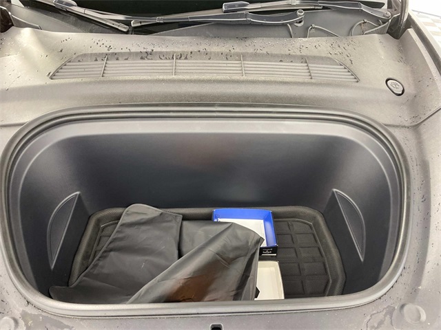 2023 Tesla Model Y Performance photo 20