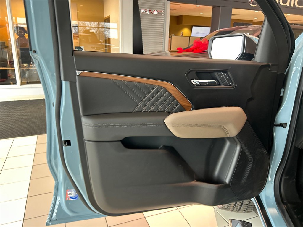 2026 GMC CANYON - Image 15