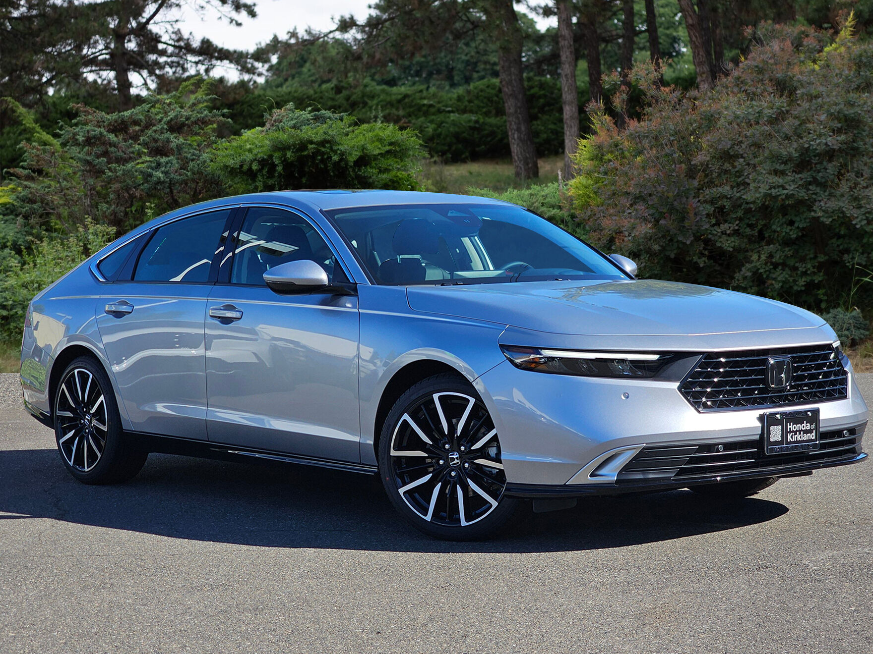 2025 Honda Accord Hybrid Touring's photo
